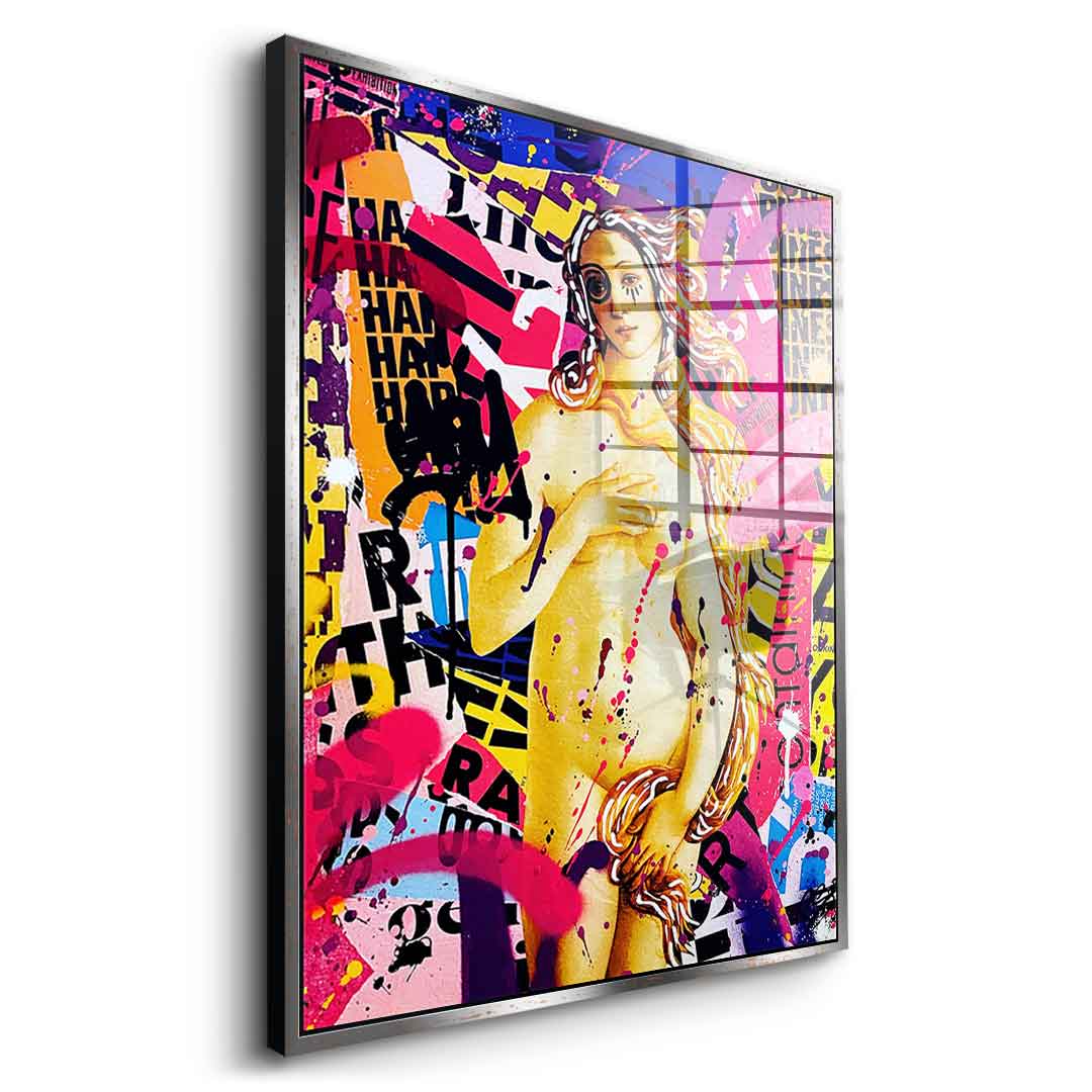 PINKY QUEEN - acrylic glass